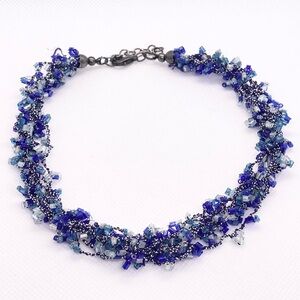 Absolutely gorgeous, multi strand, multi tonal blue necklace with stretch